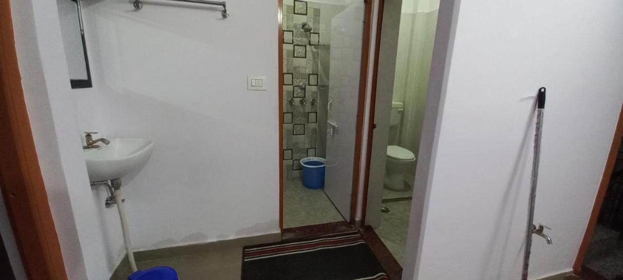 Grg Guest House Near Rani Ghat فاراناسي المظهر الخارجي الصورة